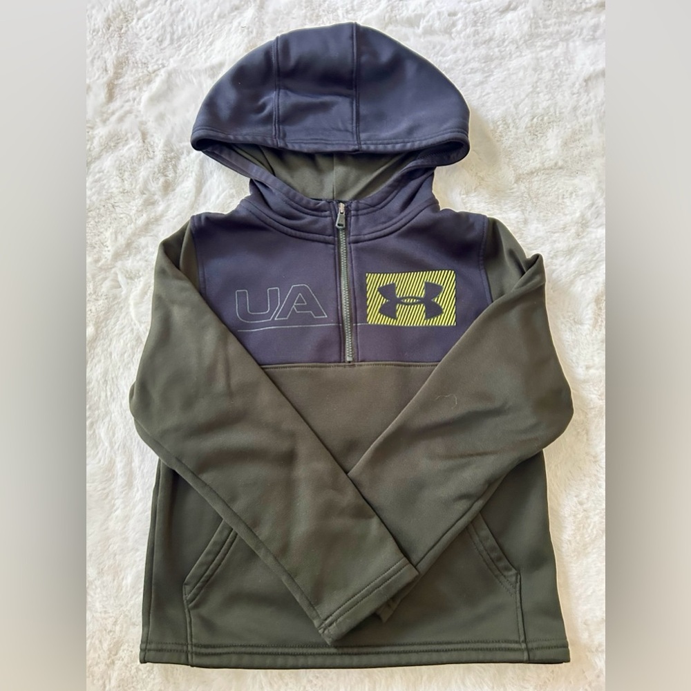 Boys Under armor hoodie